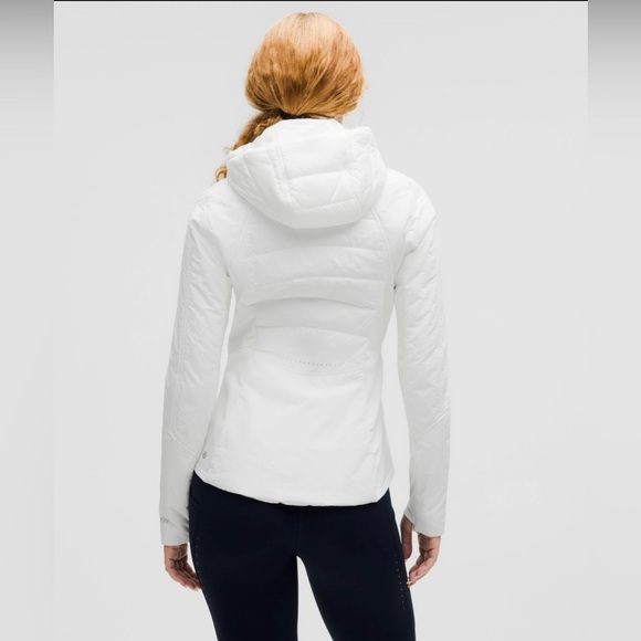 lululemon Another Mile Jacket white 8, 10 NWT $228 Retail - Picture 2 of 6